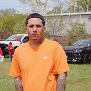 Meet your Posher, Javier